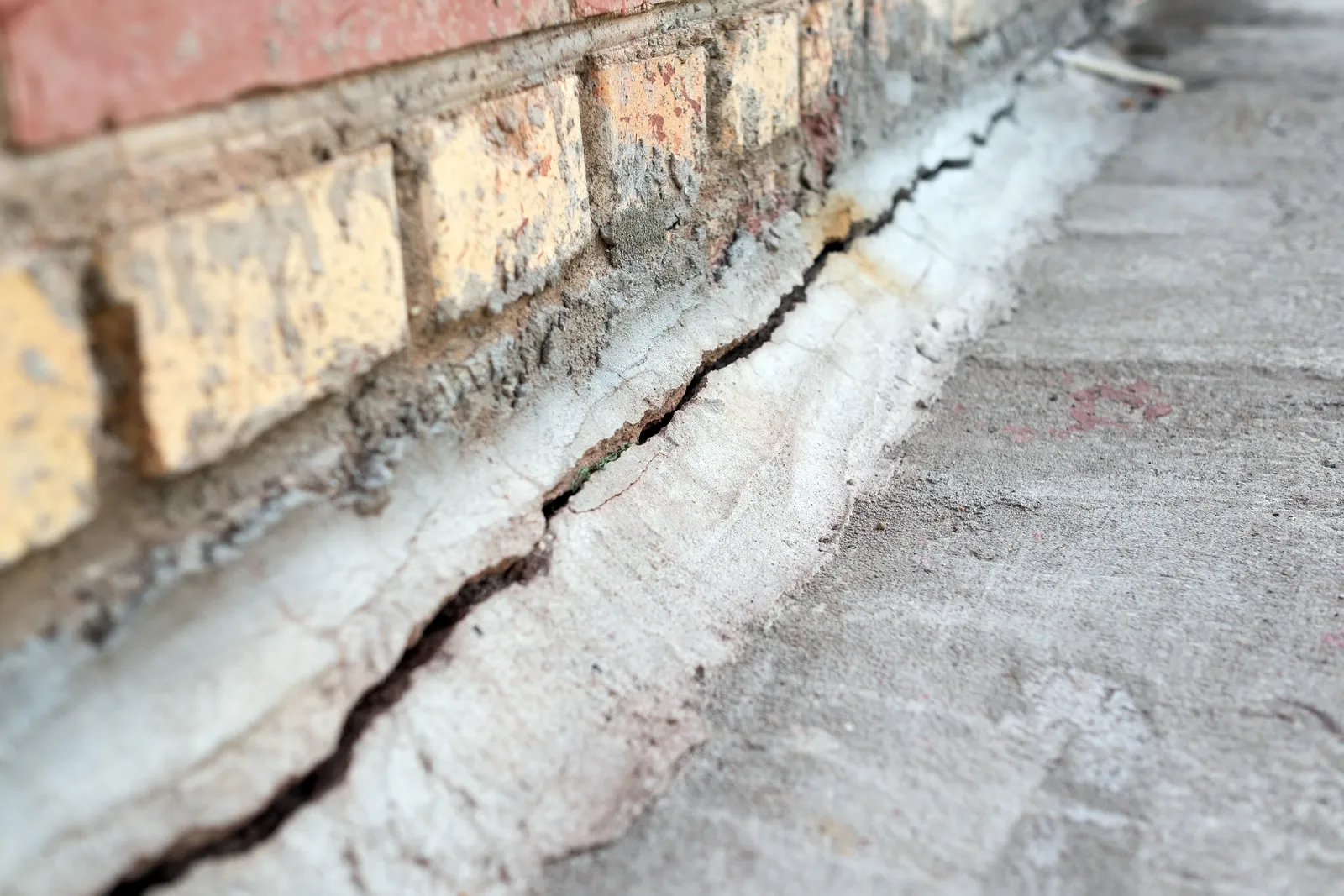 Radon i Örebro: radonmätning vid markradon i praktiken